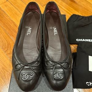 Chanel classic ballerina flats